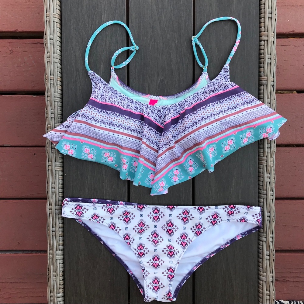 SUMMER SALE‼️VICTORIA SECRET Flounce Bikini Set